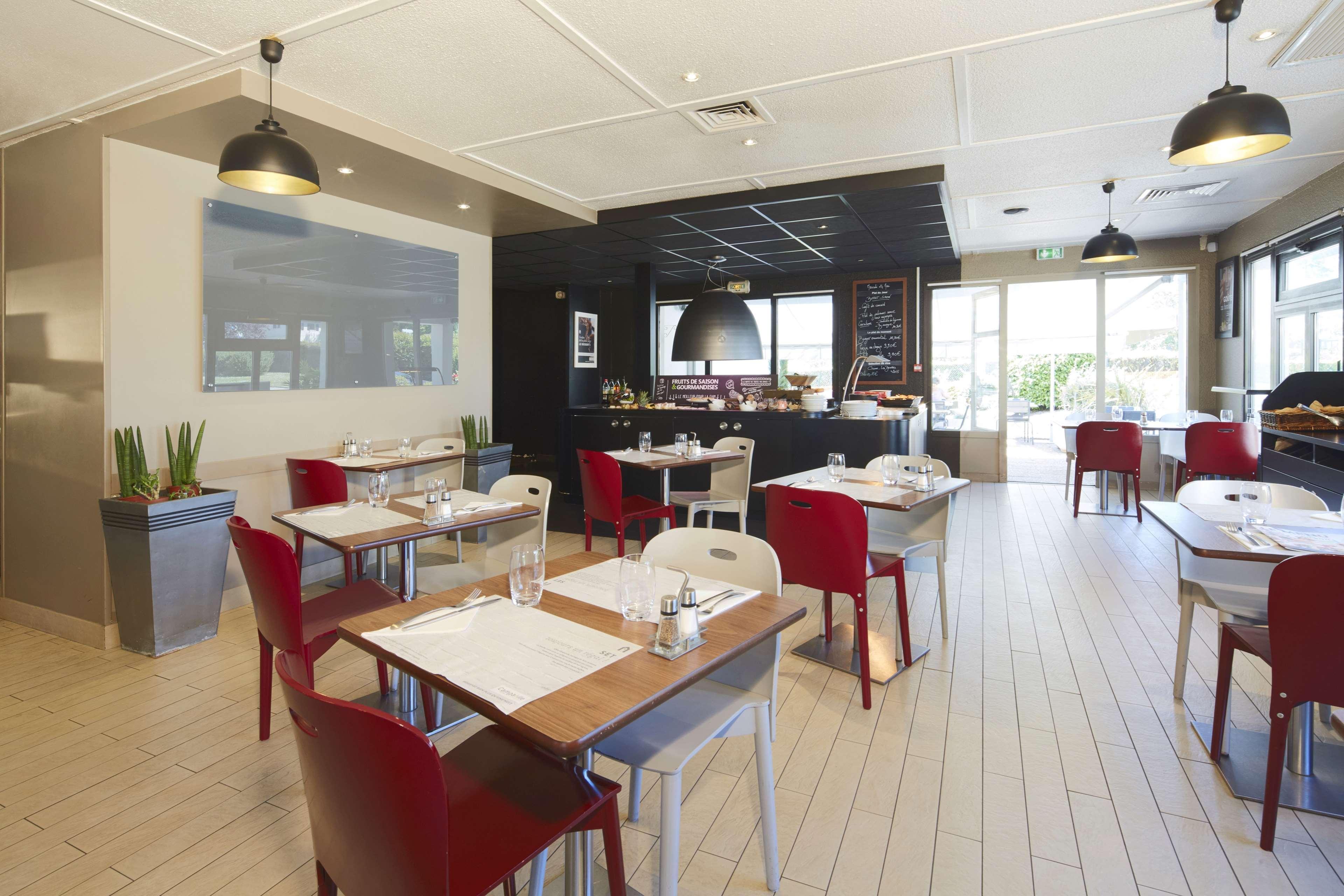 Campanile Bordeaux Est - Artigues Hotell Eksteriør bilde