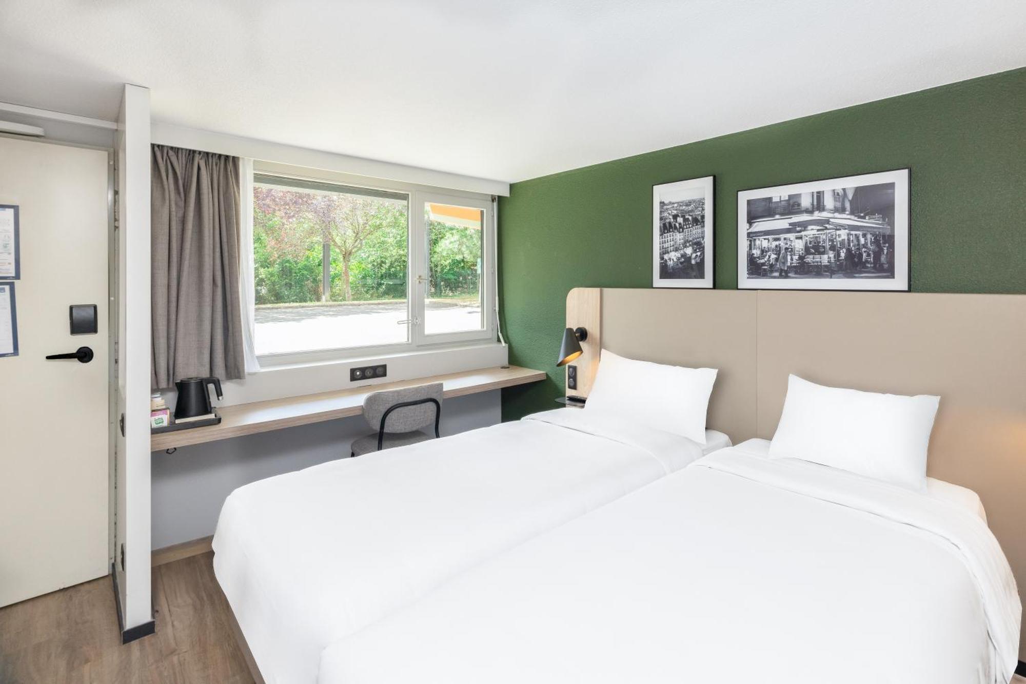 Campanile Bordeaux Est - Artigues Hotell Eksteriør bilde