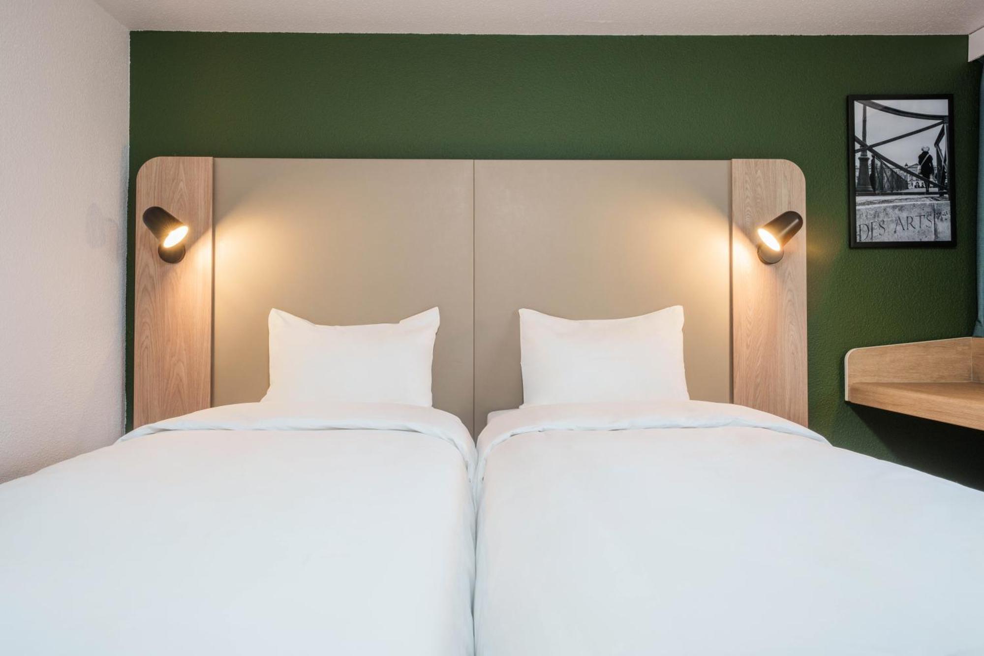 Campanile Bordeaux Est - Artigues Hotell Eksteriør bilde