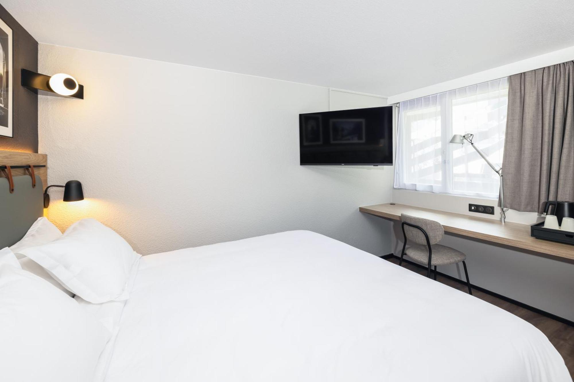Campanile Bordeaux Est - Artigues Hotell Eksteriør bilde