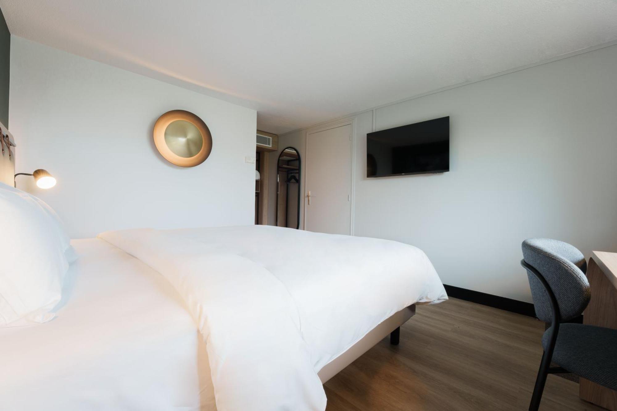 Campanile Bordeaux Est - Artigues Hotell Eksteriør bilde