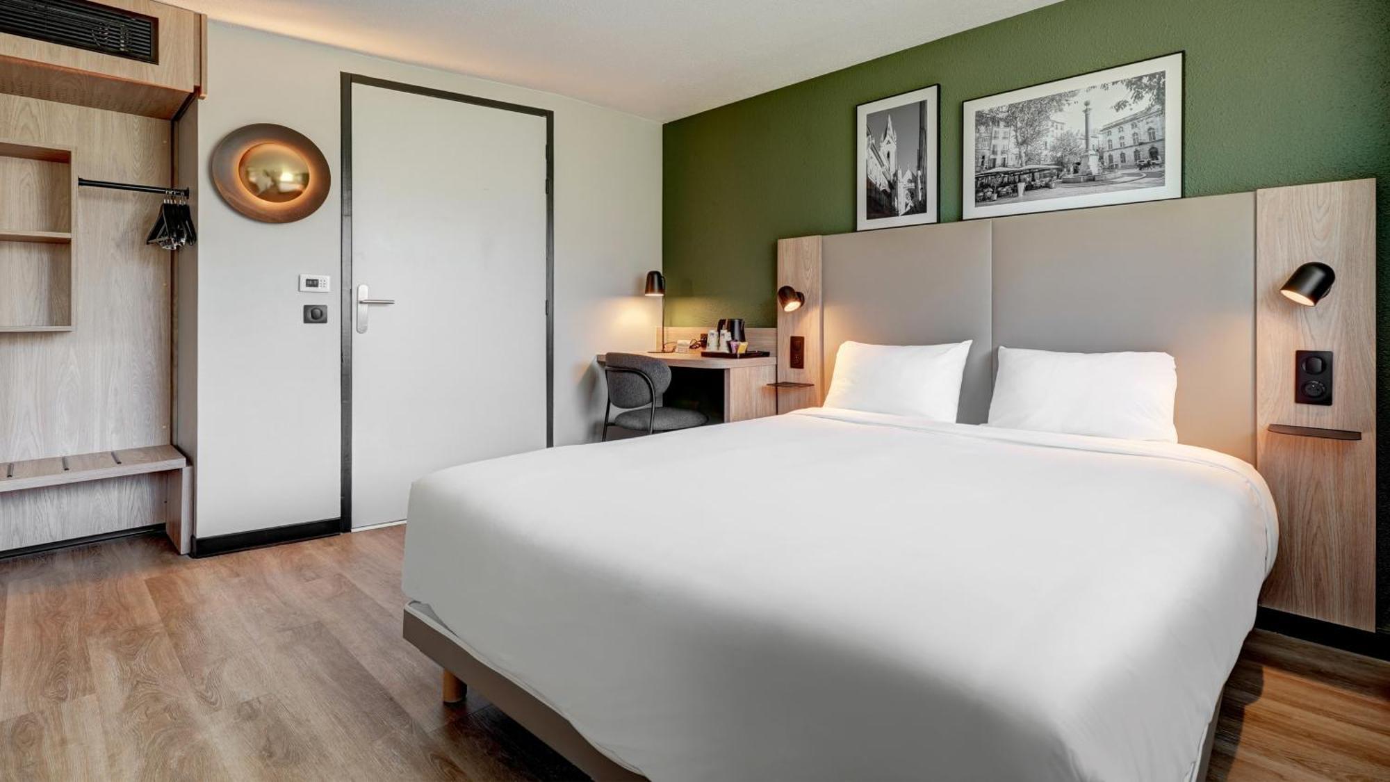 Campanile Bordeaux Est - Artigues Hotell Eksteriør bilde